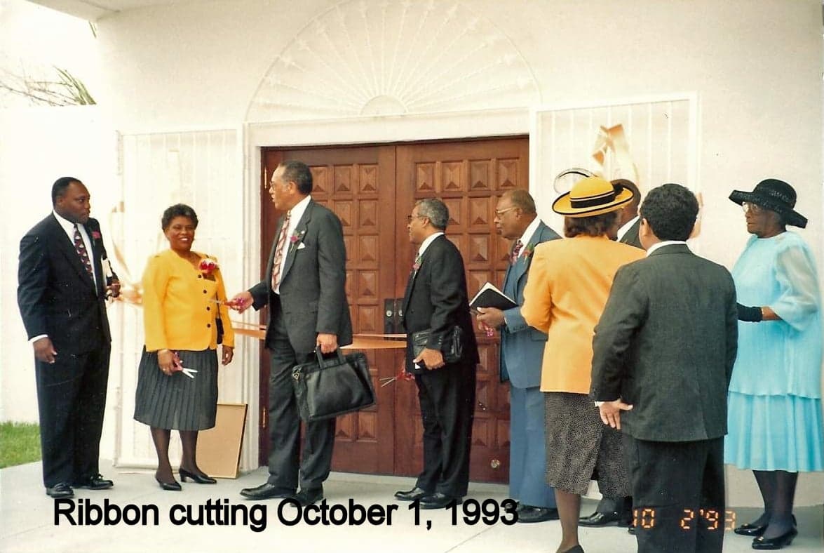 Ribbon Cutting Ceremony - October 1, 1993